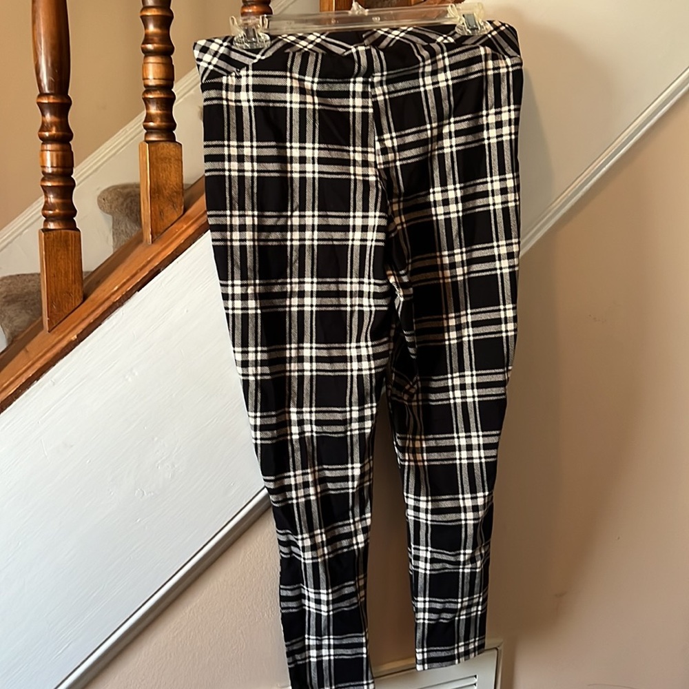 Torrid Black & White Plaid Leggings - Picture 5 of 6